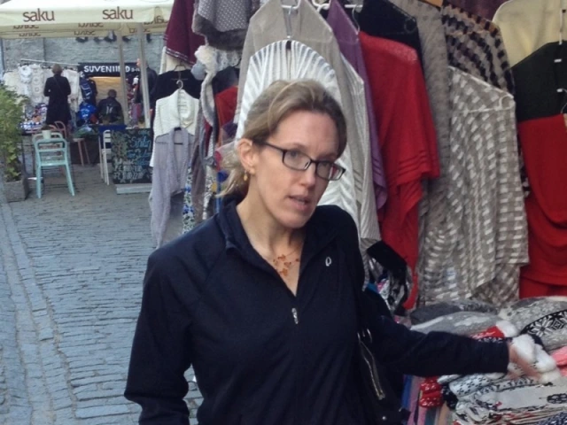 Dr. Minde on the street