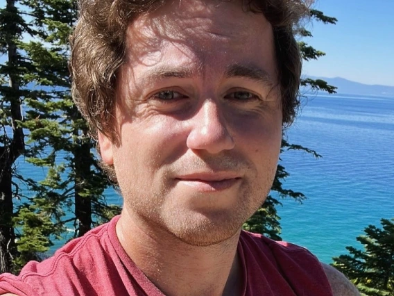 Ryan Glaubke