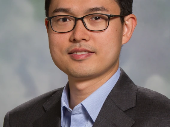 Xiran Chen headshot
